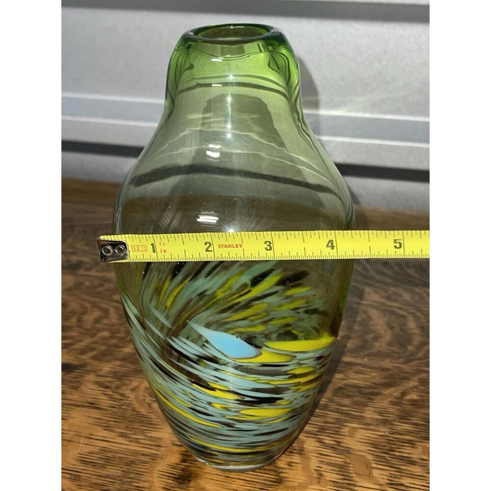 Italian Art Glass Vase Green/Swirled Stretched - Picture 5 of 6